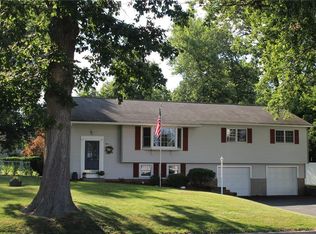 15 Musket Pl, New Windsor, NY 12553