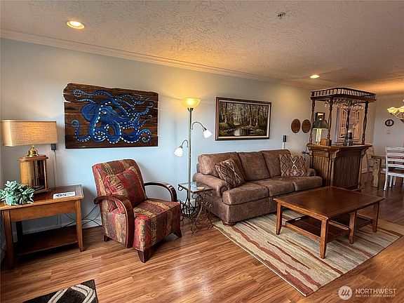 3rd image of 2815 Willows Road #230