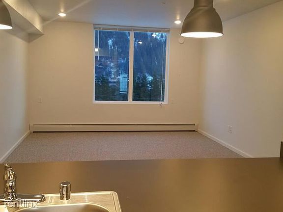 Living_room_at_Terraces_at_Lawson_Creek