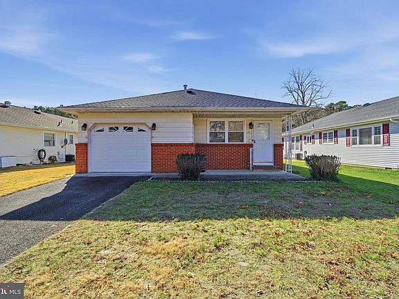 2nd image of 31 Charlotteville Dr S #S
