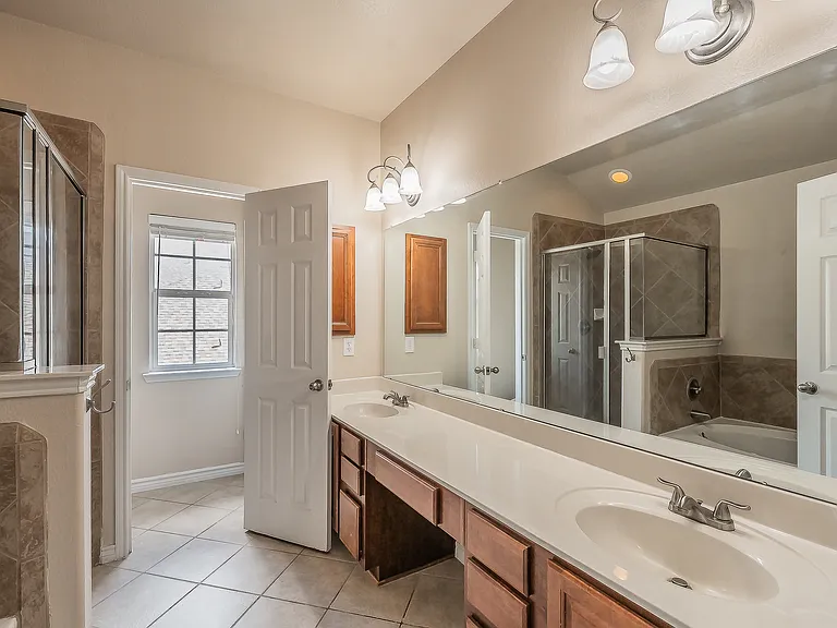 6524 Hickory Hill Dr — Photo 24