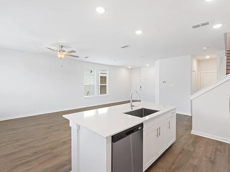 8132 Brocken St — Photo 7