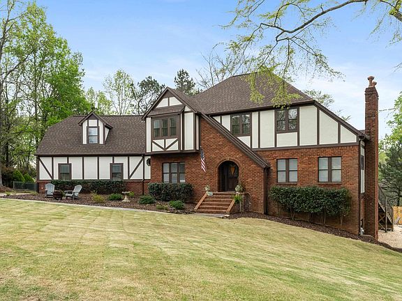 2nd image of 2801 Westwyck Cir