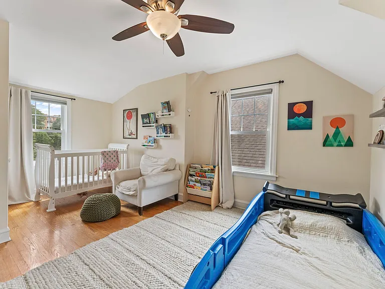 759 Laurel Ave — Photo 9