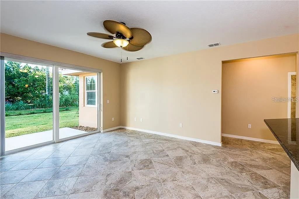 2 bed, 2.0 bath, 1208 sqft, $1,695 — Photo 4