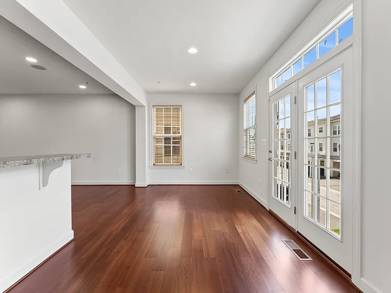 10579 Old Ellicott Cir — Photo 28