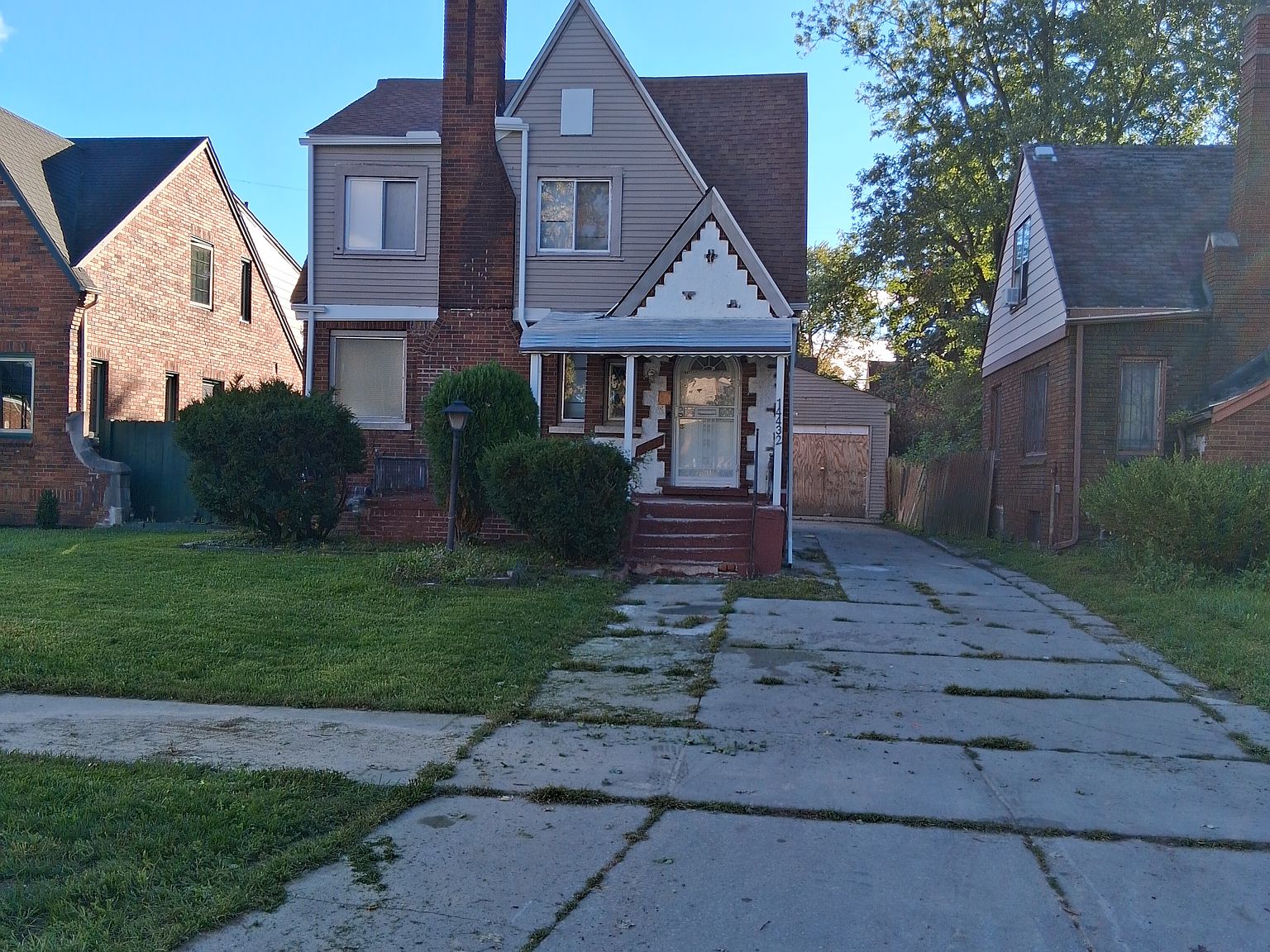 14432 Strathmoor St, Detroit, MI 48227