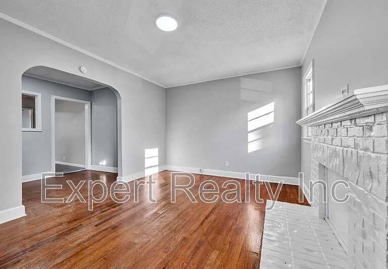 616 Rutledge Dr — Photo 9