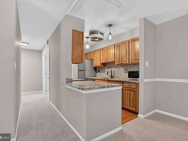 5905 E Noblestown Rd #E — Photo 9