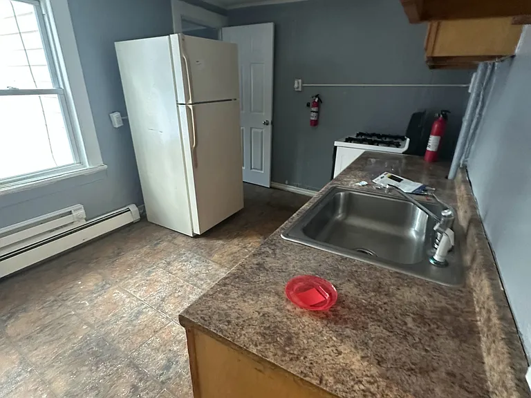 20 Bennett St #1 — Photo 11