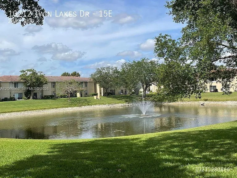 10169 Twin Lakes Dr #23 — Photo 25