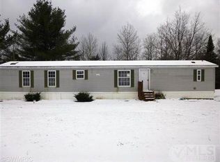 19099 21 Mile Rd, Tustin, MI 49688