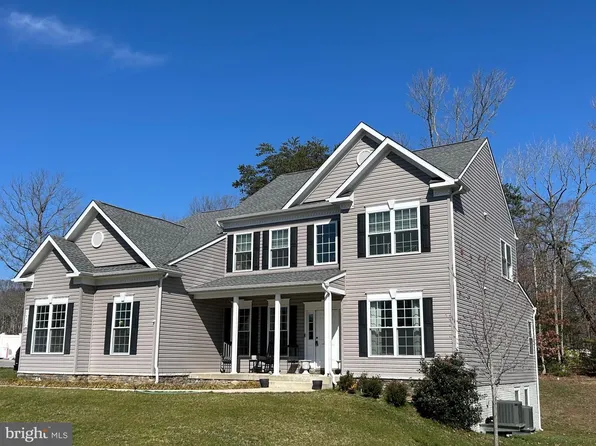 1978 Foxwood Ln, Lusby, MD 20657