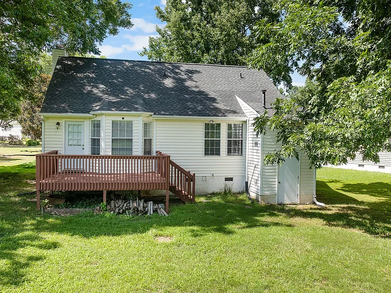 409 Vista Springs Cir — Photo 28