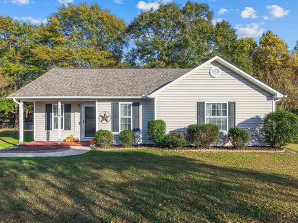 115 Chandler Ct, Willow Spring, NC 27592