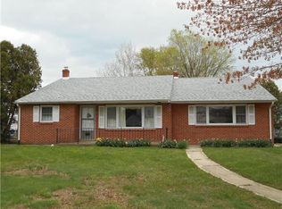 1 Yeates Dr, New Castle, DE 19720