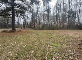 1 Ac Hosier Rd, Suffolk, VA 23434