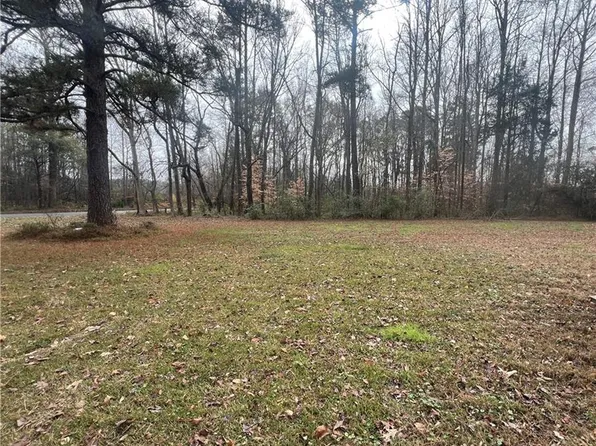 1 Ac Hosier Rd, Suffolk, VA 23434