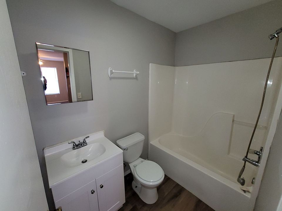 Bruer Park Gardens Apartments Truesdale MO 745 Wabash St Truesdale