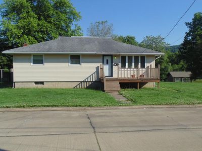 523 S 2nd Ave, Paden City, WV, 26159
