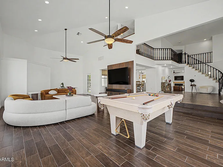 5773 W Shannon St — Photo 9