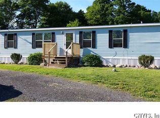 1423 State Route 370, Cato, NY 13033