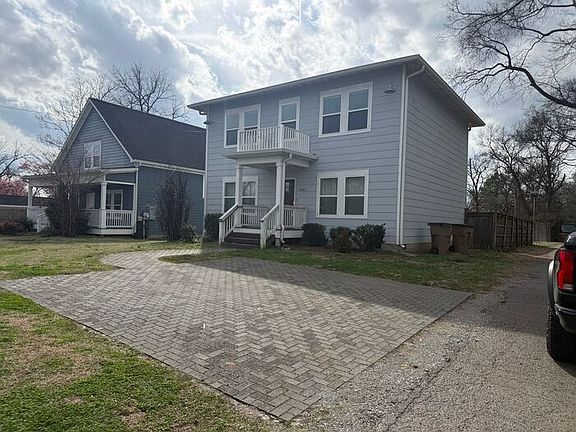 2nd image of 2411 Foster Ave