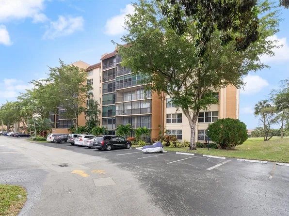 3771 Environ Blvd APT 253, Lauderhill, FL 33319