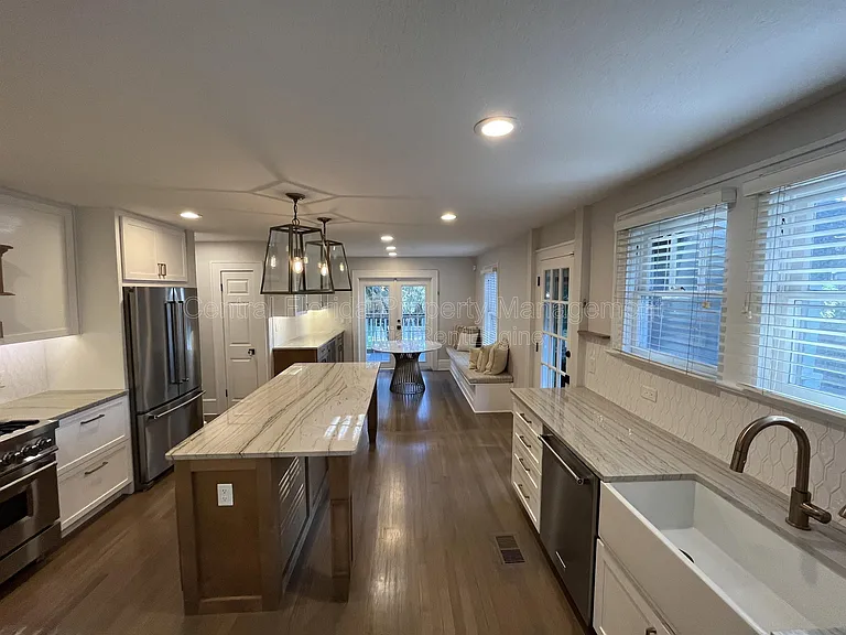 1509 E Jefferson St #X — Photo 15
