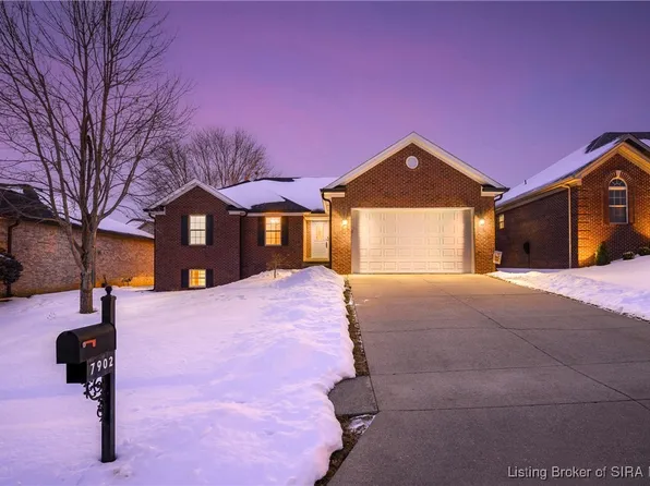 7902 Hillside Drive, Sellersburg, IN 47172