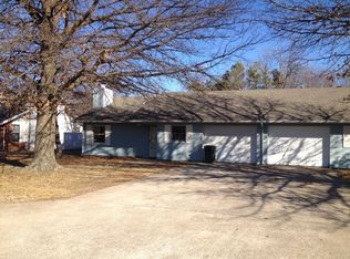 982-984 North Lancelot Avenue, Fayetteville, AR 72701
