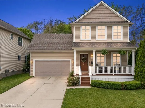 487 N Washington Ave, Clawson, MI 48017