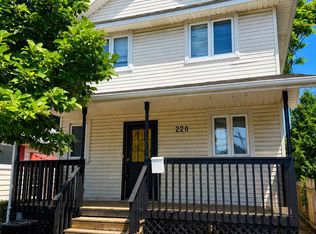 220 Geneva St, Saint Catharines, ON L2R4P8