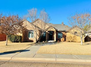 2024 Yale Dr, Levelland, TX 79336