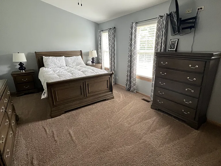 1122 Cambridge Dr — Photo 8