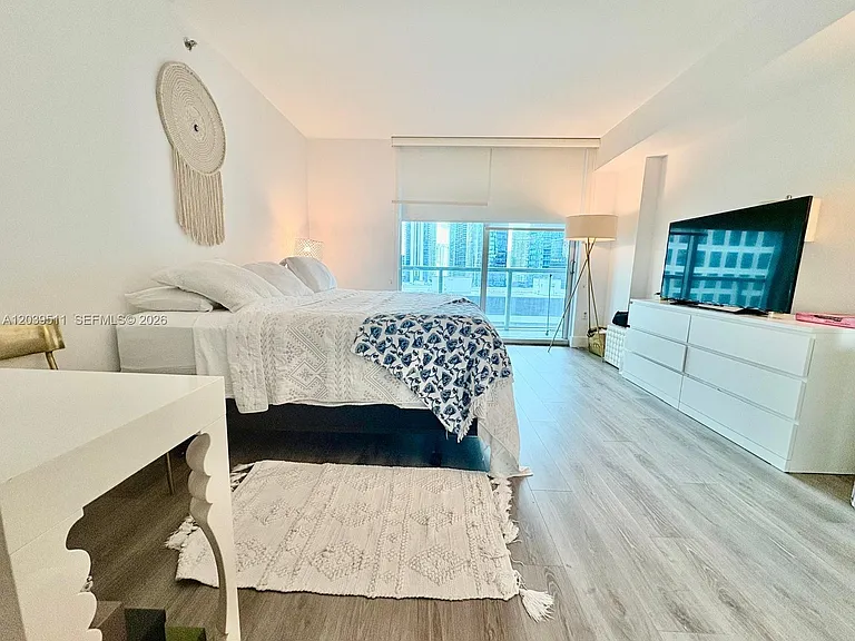55 SE 6th St #1706 — Photo 10