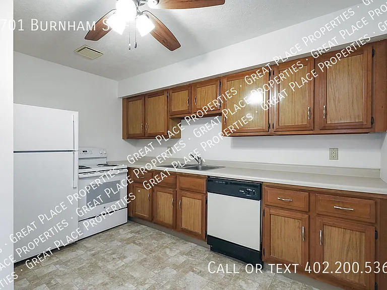 1701 Burnham St #4 — Photo 13