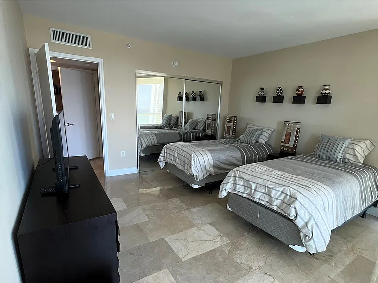 16500 Collins Ave #2052 — Photo 30
