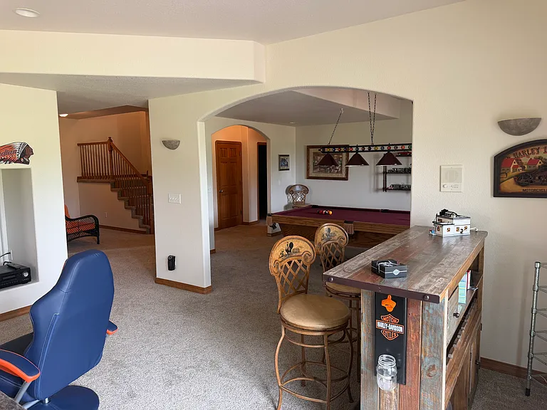 870 Trumpeters Ct — Photo 3