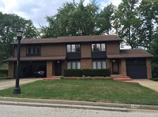 2946-2950 Burnham Jump Dr, Cuyahoga Falls, OH