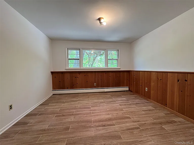 21 Young Rd — Photo 16