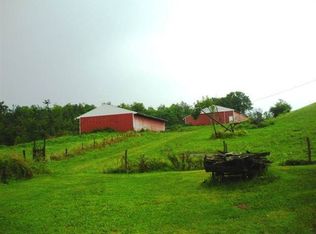 90 Tomhannock Rd, Valley Falls, NY 12185