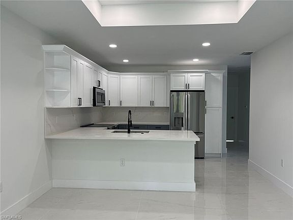 5th image of 700 E 12th ST #A & B