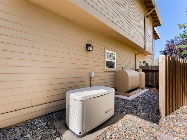 852 Deas Way, Mount Shasta, CA 96067