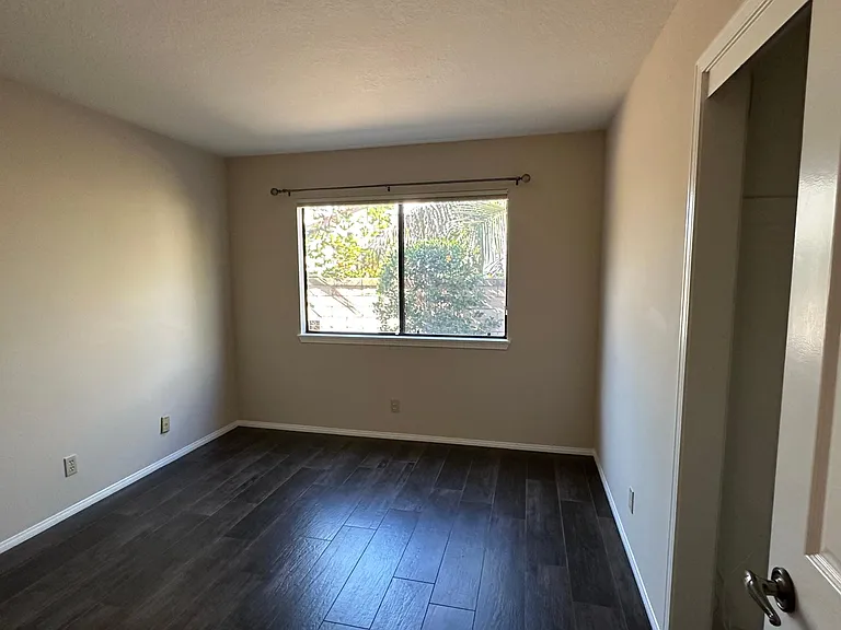 29011 Jaeger Dr — Photo 16