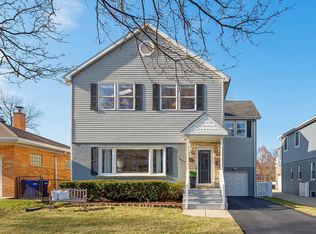 4554 Howard Ave, Western Springs, IL 60558
