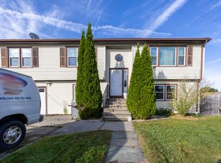 39 Hillsdale Ave, Waterbury, CT 06704