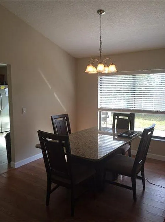 3 bed, 1524 sqft, $2,350 — Photo 3