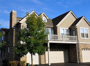 360 Promontory Ln UNIT E, Wauconda, IL