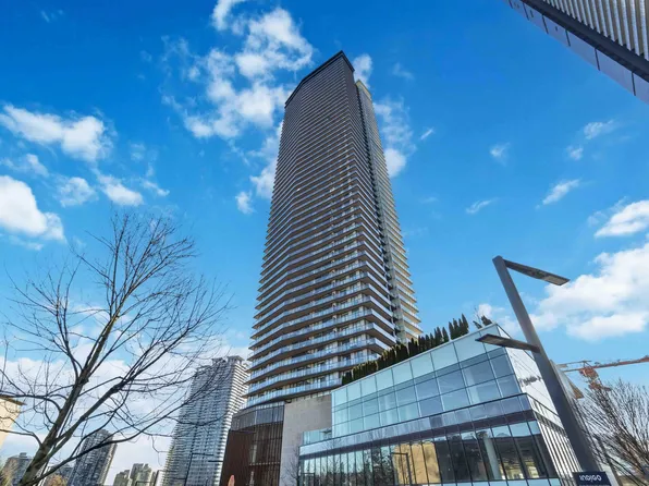 4650 Brentwood Blvd #4805, Burnaby, BC V5C 0M3
